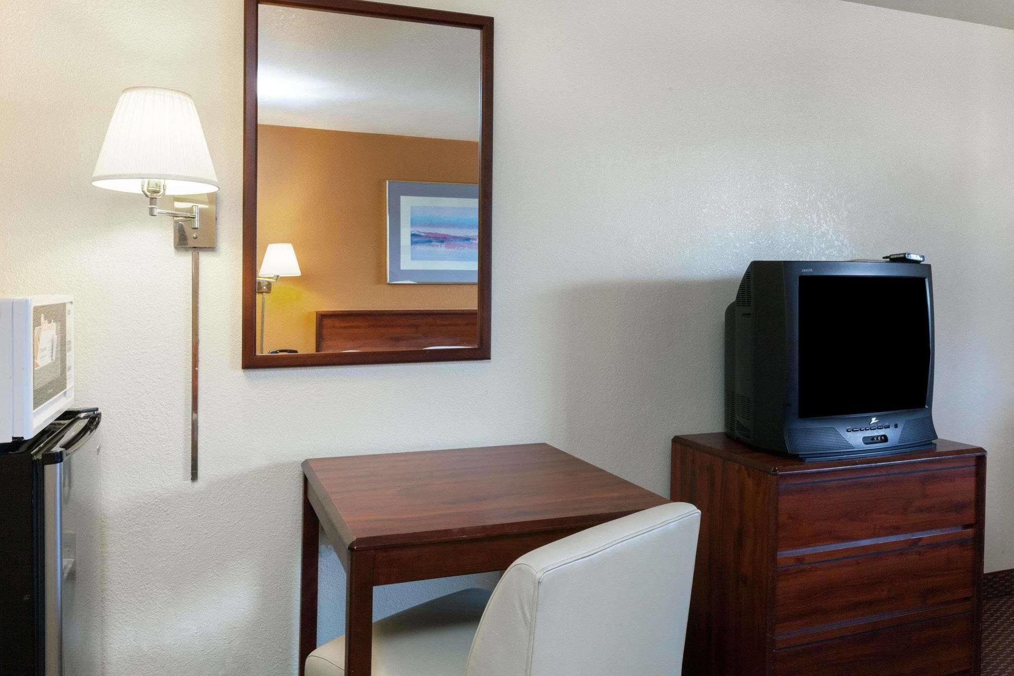Country Inn & Suites By Radisson, Flagstaff Downtown, Az Екстер'єр фото